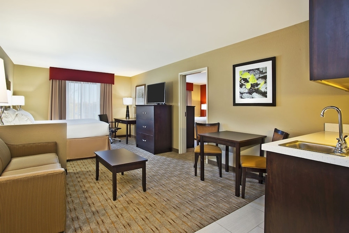 Imagen de la habitación del Hotel Holiday Inn Express & Suites Springfield - Dayton Area. Foto 13