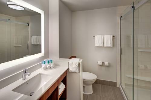 Imagen de la habitación del Hotel Holiday Inn Express & Suites Terrace. Foto 5