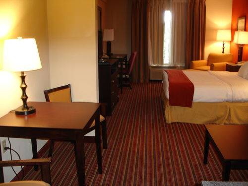 Imagen de la habitación del Hotel Holiday Inn Express & Suites - The Villages. Foto 7