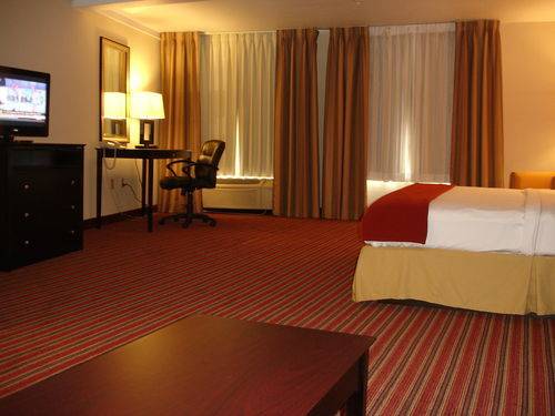 Imagen de la habitación del Hotel Holiday Inn Express & Suites - The Villages. Foto 8