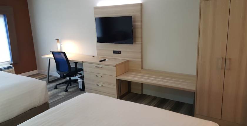 Imagen de la habitación del Hotel Holiday Inn Express & Suites Toledo West. Foto 9