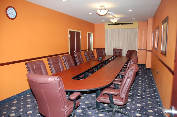 Imagen de los interiores del Hotel Holiday Inn Express & Suites Trincity Trinidad Airport. Foto 11