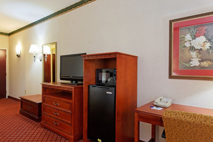 Imagen de la habitación del Hotel Holiday Inn Express & Suites Tupelo. Foto 15