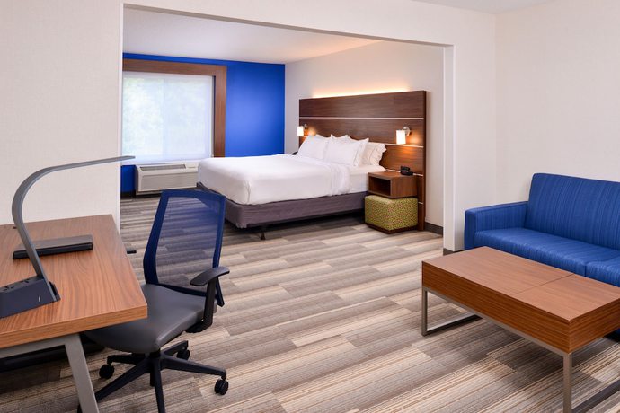 Imagen de la habitación del Hotel Holiday Inn Express & Suites Urbana-champaig. Foto 4