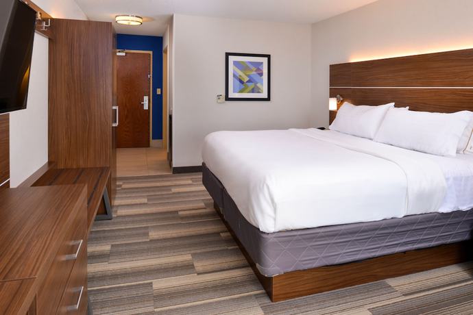 Imagen de la habitación del Hotel Holiday Inn Express & Suites Urbana-champaig. Foto 17