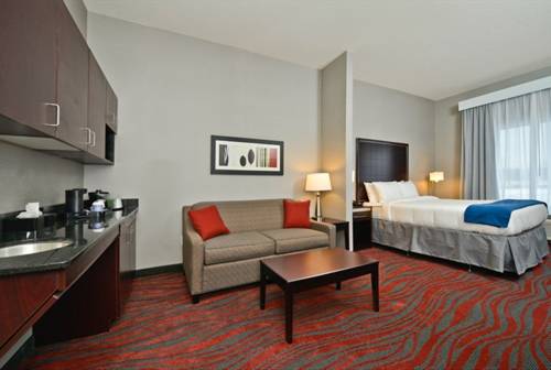 Imagen de la habitación del Hotel Holiday Inn Express & Suites Utica. Foto 13