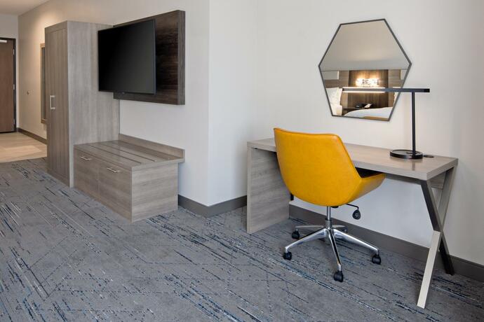 Imagen general del Hotel Holiday Inn Express & Suites - Valencia - Santa Clarita, an IHG. Foto 14