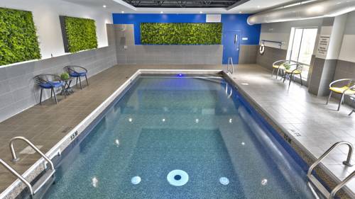 Imagen de la habitación del Hotel Holiday Inn Express & Suites Vaudreuil-dorion. Foto 12