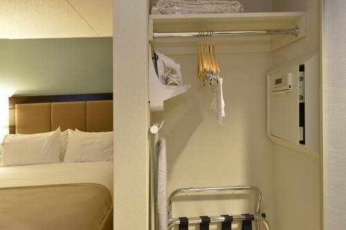 Imagen de la habitación del Hotel Holiday Inn Express & Suites Waterloo - St. Jacobs Area. Foto 16