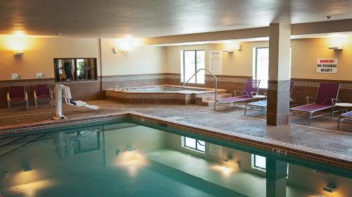 Imagen general del Hotel Holiday Inn Express & Suites Wichita Northeast, an IHG. Foto 3
