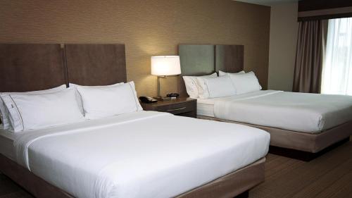 Imagen de la habitación del Hotel Holiday Inn Express & Suites Wichita Northeast, an IHG. Foto 7
