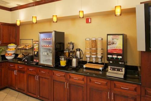 Imagen de la habitación del Hotel Holiday Inn Express & Suites Williamstown - Glassboro. Foto 8