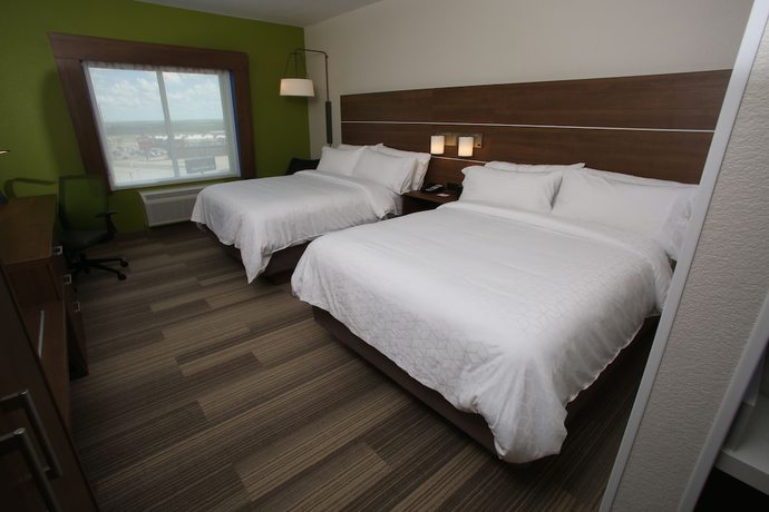 Imagen de la habitación del Hotel Holiday Inn Express and Suites Airport - Lincoln, An Ihg. Foto 5