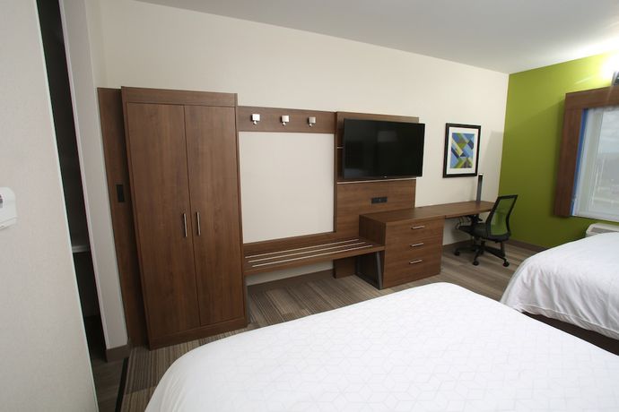 Imagen de la habitación del Hotel Holiday Inn Express and Suites Airport - Lincoln, An Ihg. Foto 13