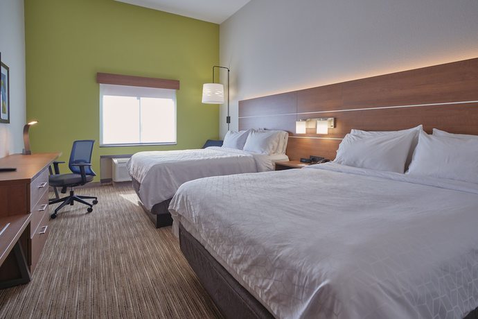 Imagen de la habitación del Hotel Holiday Inn Express and Suites Akron Regional Airport Area, an IHG. Foto 3