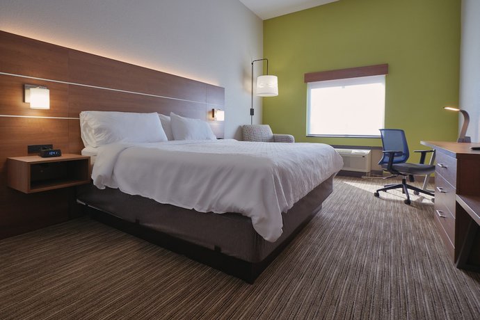 Imagen de la habitación del Hotel Holiday Inn Express and Suites Akron Regional Airport Area, an IHG. Foto 4
