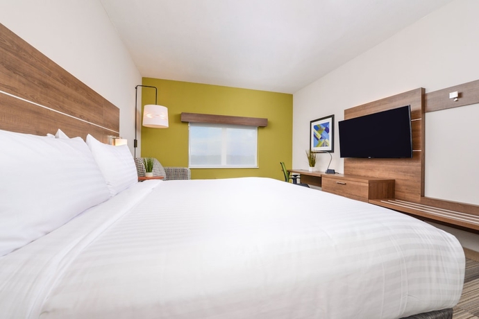 Imagen de la habitación del Hotel Holiday Inn Express and Suites Alachua - Gainesville Area, An Ihg. Foto 4