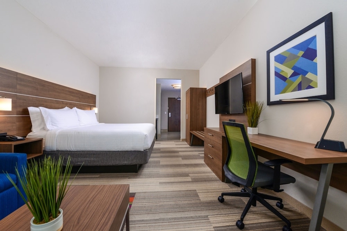 Imagen de la habitación del Hotel Holiday Inn Express and Suites Alachua - Gainesville Area, An Ihg. Foto 10