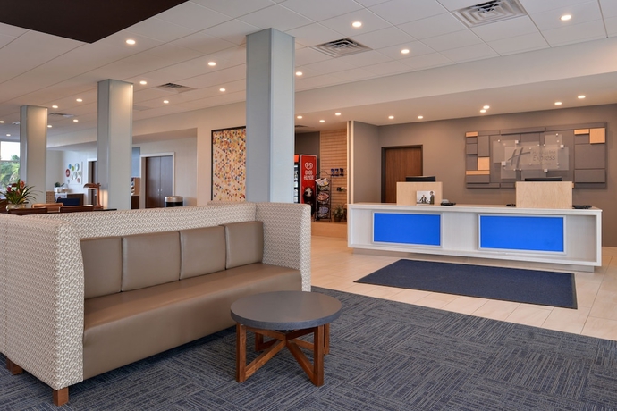 Imagen de los interiores del Hotel Holiday Inn Express and Suites Alachua - Gainesville Area, An Ihg. Foto 16