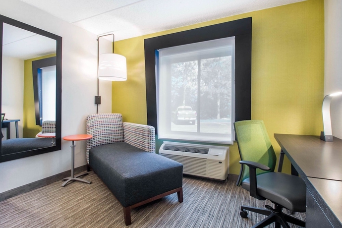 Imagen de la habitación del Hotel Holiday Inn Express and Suites Albany Airport Wolf Road. Foto 5