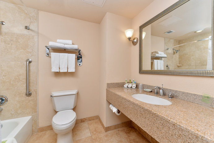 Imagen de la habitación del Hotel Holiday Inn Express and Suites Albuquerque Historic Old Town, An Ihg. Foto 6