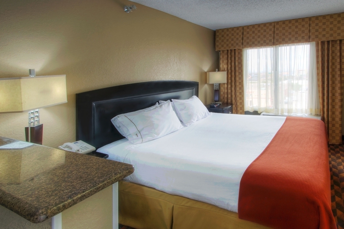 Imagen de la habitación del Hotel Holiday Inn Express and Suites Albuquerque Midtown. Foto 3