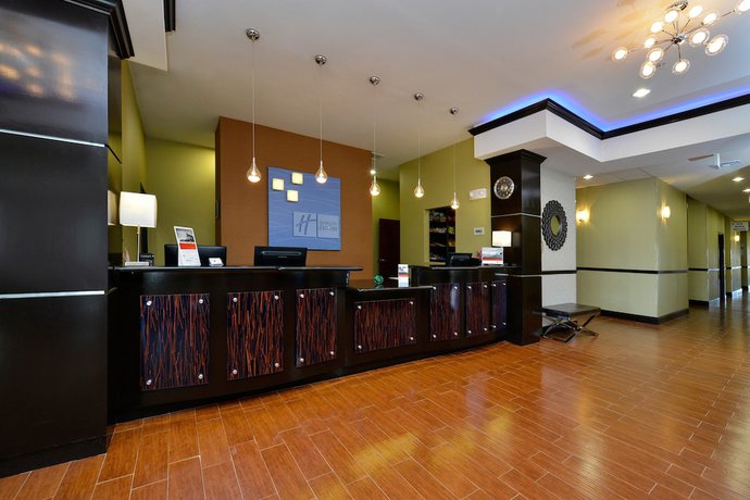 Imagen del bar/restaurante del Hotel Holiday Inn Express and Suites Alva, an IHG. Foto 3