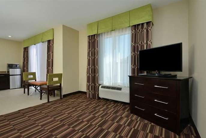 Imagen de la habitación del Hotel Holiday Inn Express and Suites Alva, an IHG. Foto 17