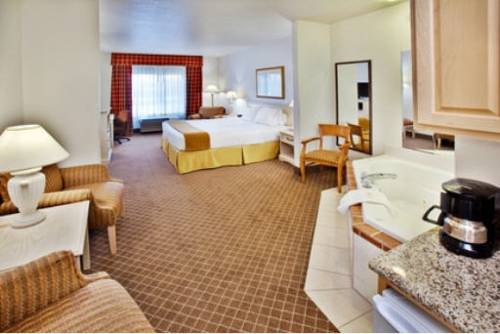 Imagen de la habitación del Hotel Holiday Inn Express and Suites Ames, An Ihg. Foto 3