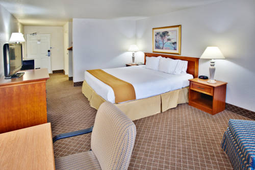 Imagen de la habitación del Hotel Holiday Inn Express and Suites Ames, An Ihg. Foto 10