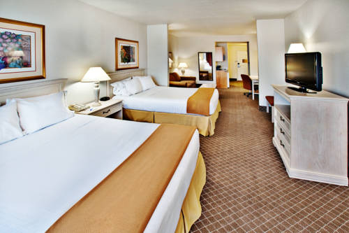 Imagen de la habitación del Hotel Holiday Inn Express and Suites Ames, An Ihg. Foto 12