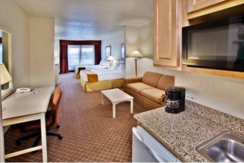 Imagen de la habitación del Hotel Holiday Inn Express and Suites Ames, An Ihg. Foto 14
