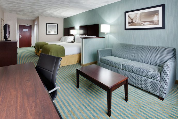 Imagen de la habitación del Hotel Holiday Inn Express and Suites, An Ihg. Foto 13