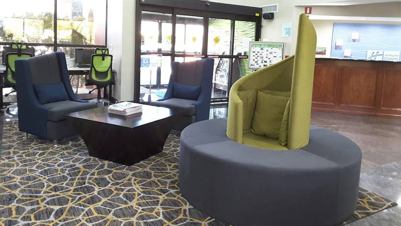 Imagen de los interiores del Hotel Holiday Inn Express and Suites, An Ihg, Lawrenceville. Foto 20