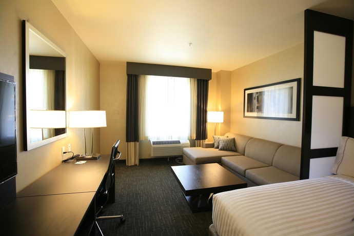 Imagen de la habitación del Hotel Holiday Inn Express and Suites Anaheim Resort Area, An Ihg. Foto 9