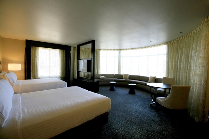 Imagen de la habitación del Hotel Holiday Inn Express and Suites Anaheim Resort Area, An Ihg. Foto 10