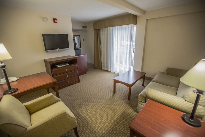 Imagen de los interiores del Hotel Holiday Inn Express and Suites Asheville Downtown, An Ihg. Foto 15
