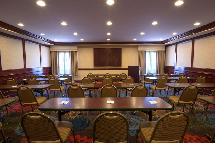Imagen de los interiores del Hotel Holiday Inn Express and Suites Asheville Sw - Outlet Ctr Area. Foto 15
