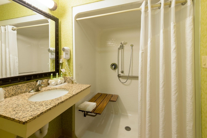 Imagen de la habitación del Hotel Holiday Inn Express and Suites Asheville Sw - Outlet Ctr Area. Foto 9