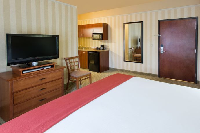 Imagen de la habitación del Hotel Holiday Inn Express and Suites Astoria, An Ihg. Foto 13