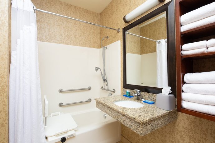 Imagen de la habitación del Hotel Holiday Inn Express and Suites Astoria, An Ihg. Foto 15