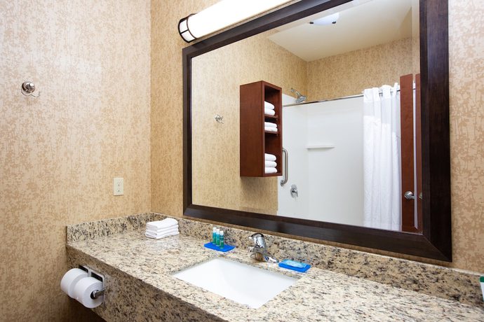 Imagen de la habitación del Hotel Holiday Inn Express and Suites Astoria, An Ihg. Foto 16