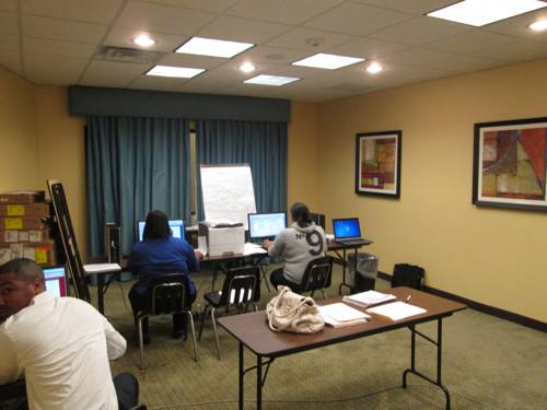 Imagen de la habitación del Hotel Holiday Inn Express and Suites Atlanta East - Lithonia, An Ihg. Foto 15