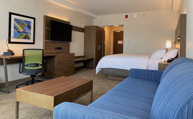 Imagen de la habitación del Hotel Holiday Inn Express and Suites Aurora, An Ihg. Foto 12