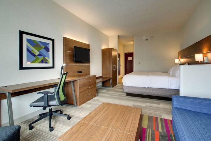 Imagen de la habitación del Hotel Holiday Inn Express and Suites Aurora - Naperville, An Ihg. Foto 11