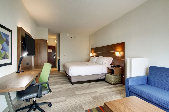 Imagen de la habitación del Hotel Holiday Inn Express and Suites Aurora - Naperville, An Ihg. Foto 14