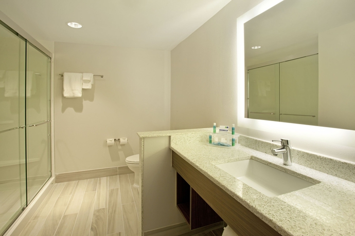 Imagen de la habitación del Hotel Holiday Inn Express and Suites Austin Downtown - University, An Ihg. Foto 6