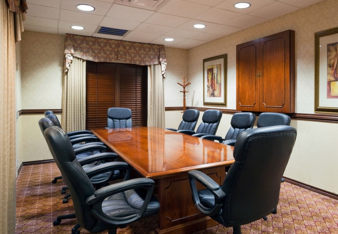 Imagen de los interiores del Hotel Holiday Inn Express and Suites Austin North Central, An Ihg. Foto 13