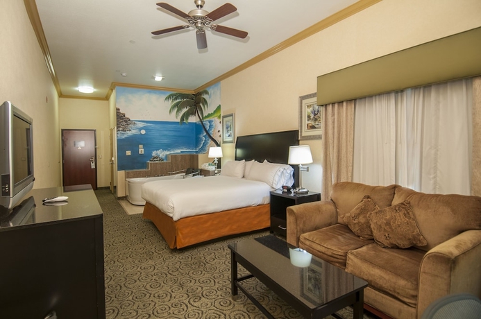 Imagen de la habitación del Hotel Holiday Inn Express and Suites Bakersfield Central, An Ihg. Foto 9