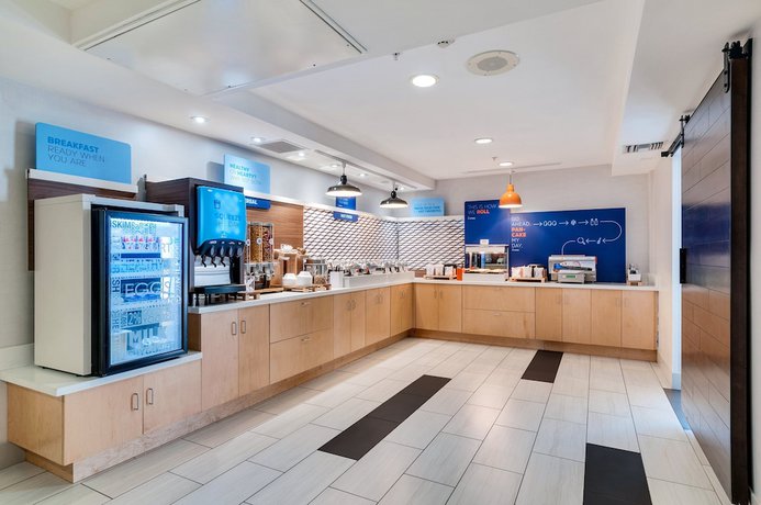 Imagen del bar/restaurante del Hotel Holiday Inn Express and Suites Banning, An Ihg. Foto 6
